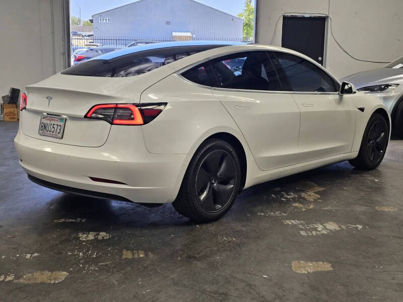 2020 Tesla Model 3 Standard Range Plus