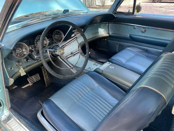 1963 Ford Thunderbird