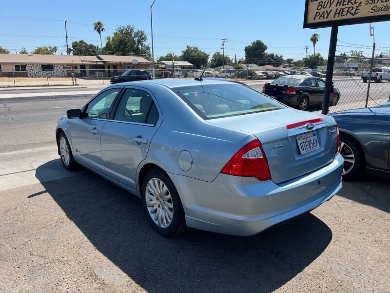 2010 Ford Fusion Hybrid photo 4