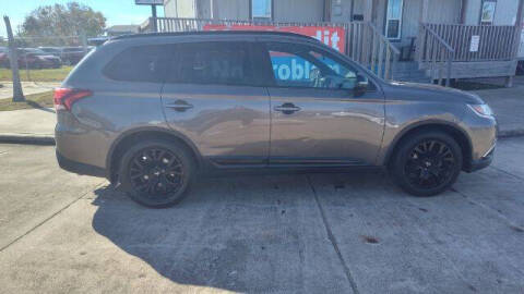 2018 Mitsubishi Outlander LE