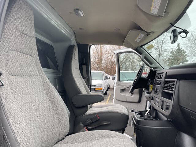 2026 Chevrolet Express 2500