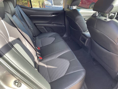 2018 Toyota Camry SE