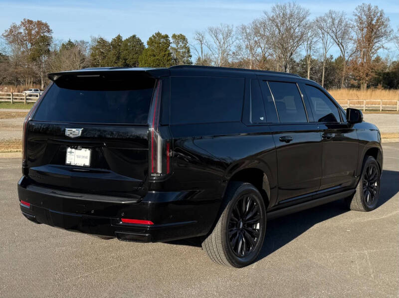 2025 Cadillac Escalade ESV Sport
