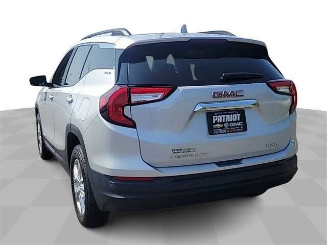 2022 GMC Terrain SLE