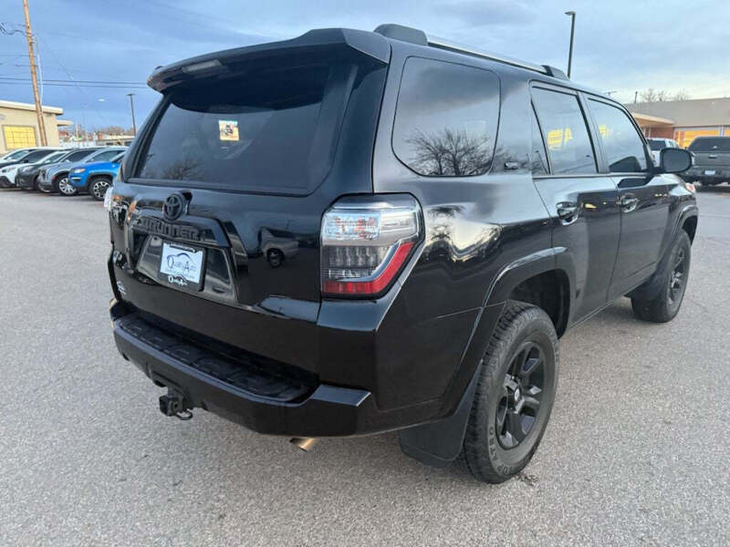 2022 Toyota 4Runner SR5