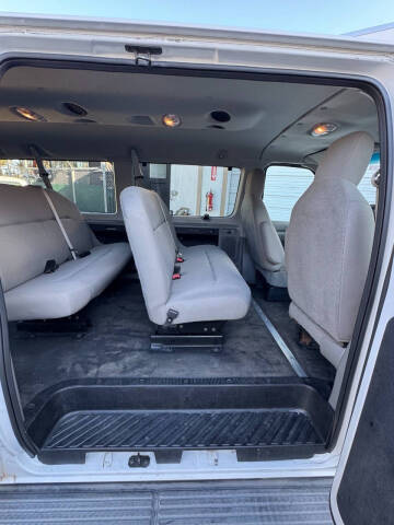 2009 Ford E-Series E-150 XL