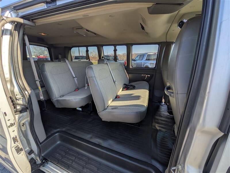 2020 GMC Savana LS 2500