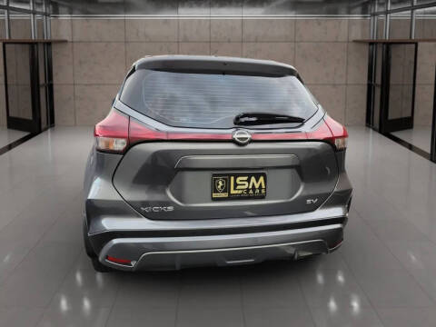 2022 Nissan Kicks SV