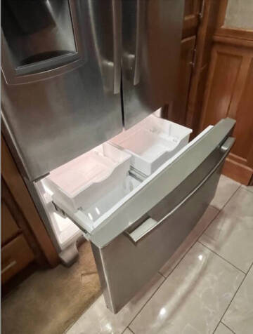 2017 Tiffin Phaeton 40AH