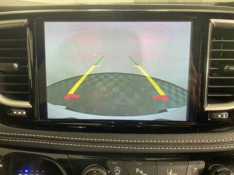 2024 Chrysler Pacifica Touring