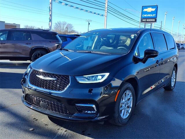 2024 Chrysler Pacifica Touring L