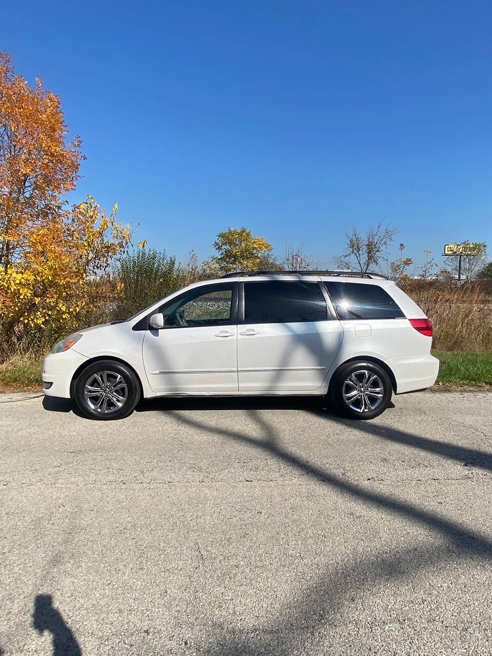 2003 Toyota Sienna for sale at Endless auto in Blue Island, IL