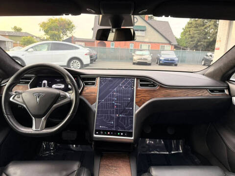 2017 Tesla Model S