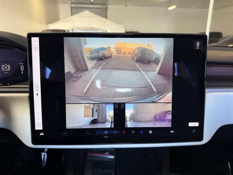2022 Tesla Model S Plaid