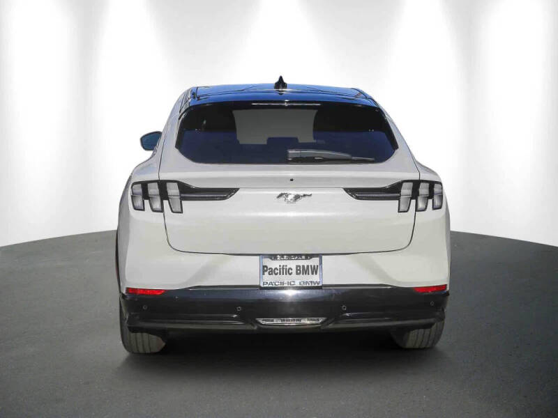 2022 Ford Mustang Mach-E Premium