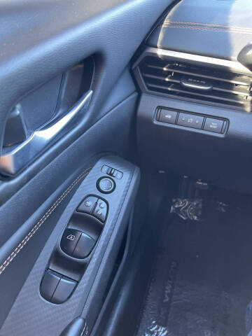 2019 Nissan Altima 2.0 SR