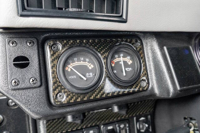 2000 AM General Hummer 23