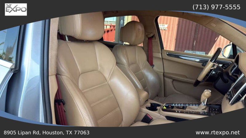 2015 Porsche Macan Turbo