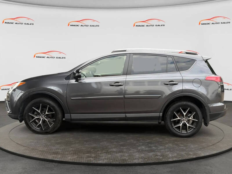 2018 Toyota RAV4 SE