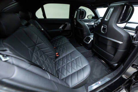 2023 BMW 7 Series 740i