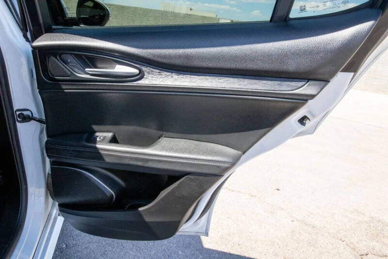 2020 Alfa Romeo Stelvio