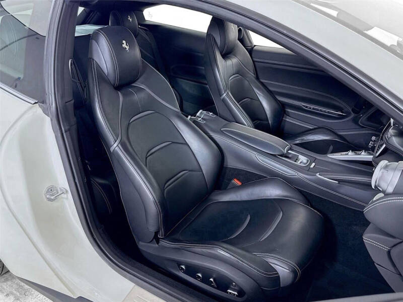 2019 Ferrari GTC4Lusso T