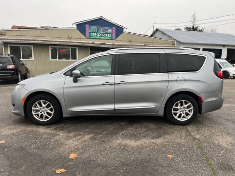 2020 Chrysler Pacifica Touring L
