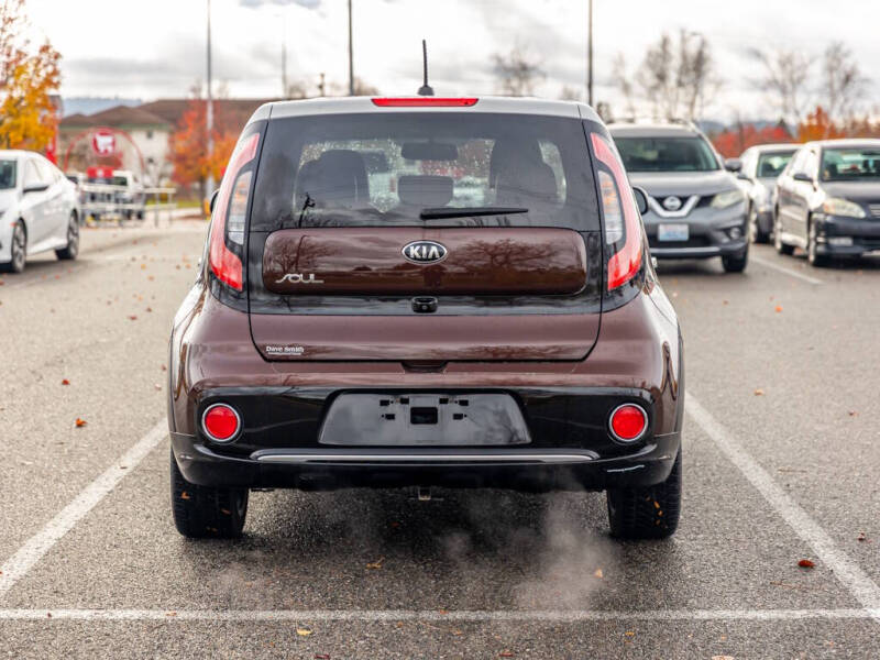 2017 Kia Soul +