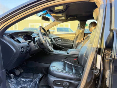 2016 Ford Taurus SEL