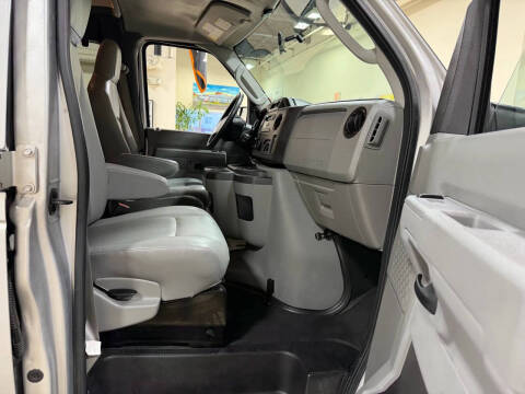 2014 Ford E-Series E-250
