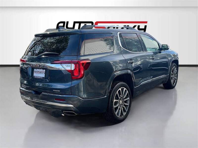 2020 GMC Acadia Denali