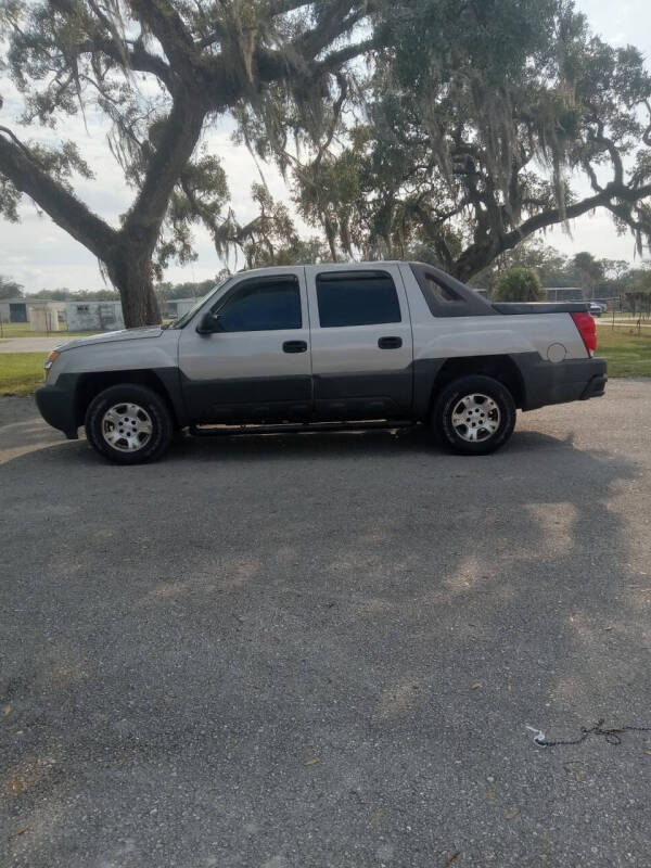 2005 Chevrolet Avalanche for sale at Gas Buggies in Labelle FL