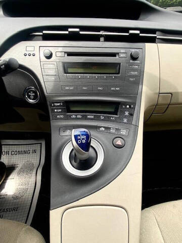 2011 Toyota Prius Two