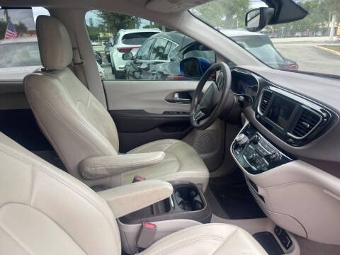 2019 Chrysler Pacifica Touring Plus
