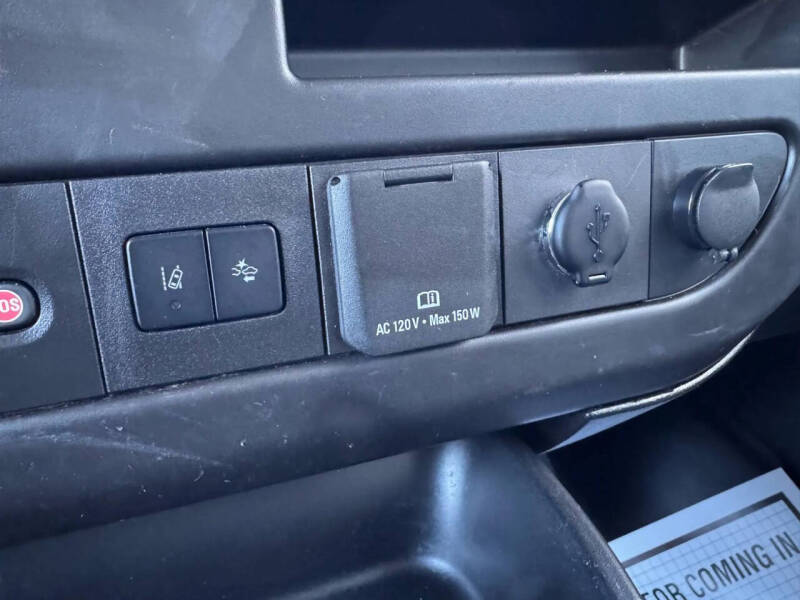 2021 Chevrolet Express 2500