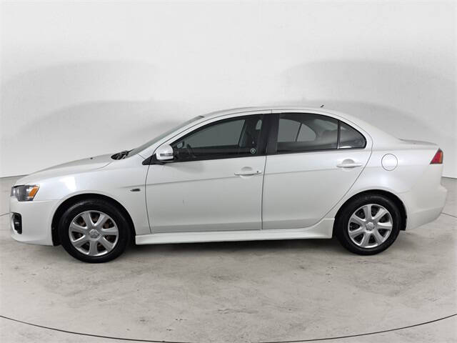 2016 Mitsubishi Lancer ES