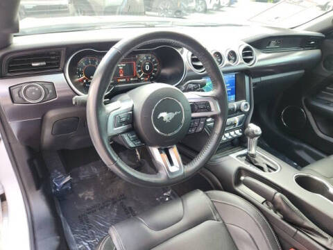 2022 Ford Mustang Mach 1