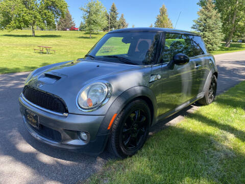 2010 MINI Cooper for sale at BELOW BOOK AUTO SALES in Idaho Falls ID
