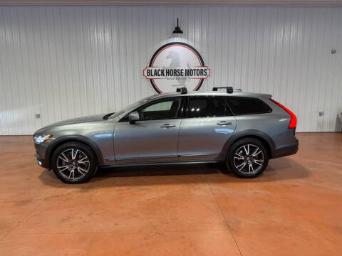 2017 Volvo V90 Cross Country T6