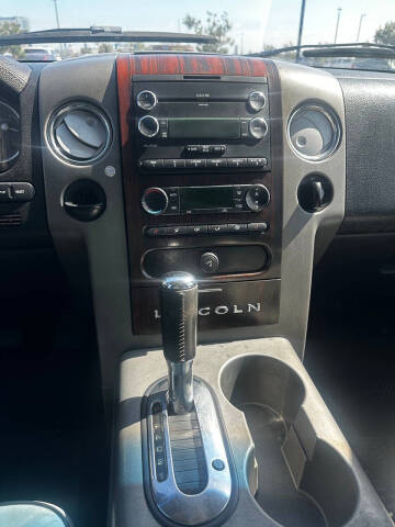2006 Lincoln Mark LT