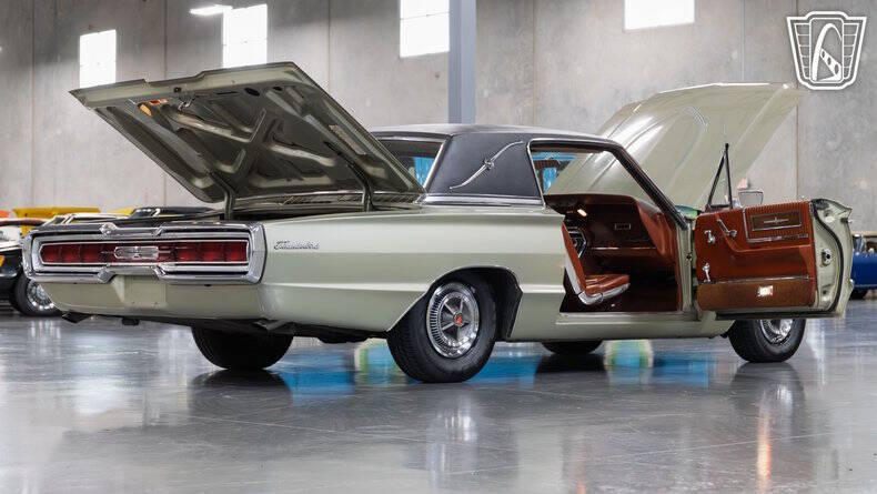 1966 Ford Thunderbird