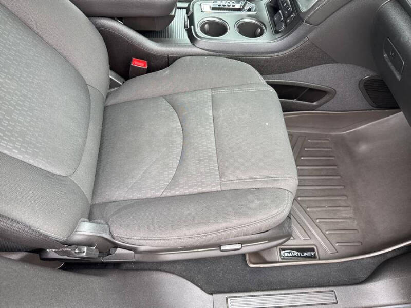 2016 GMC Acadia SLE-2