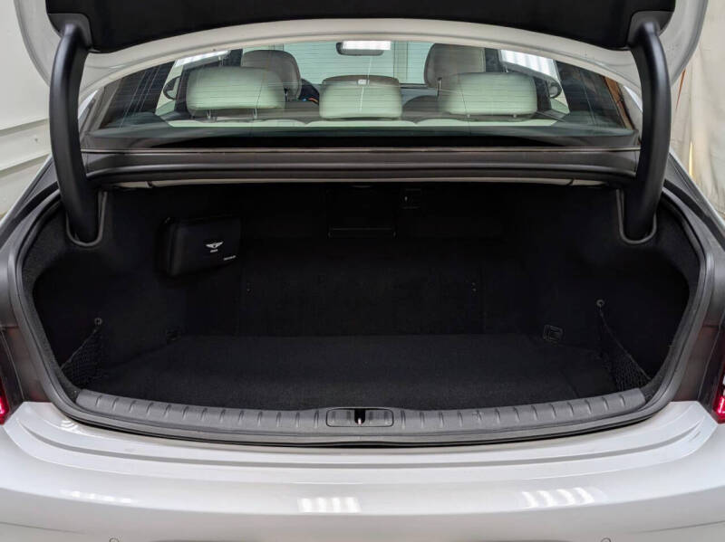 2024 Genesis Electrified G80 Advanced