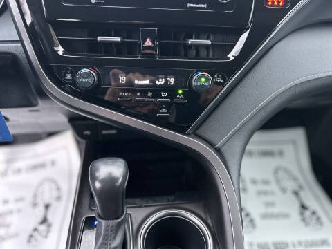 2023 Toyota Camry SE