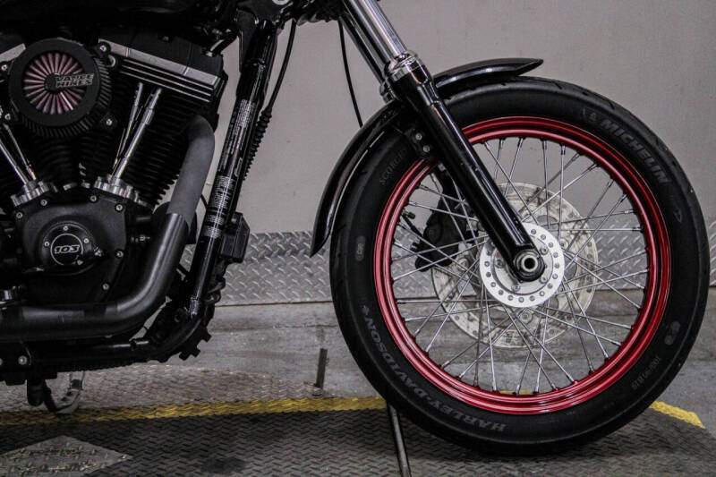2013 Harley-Davidson Dyna Street Bob