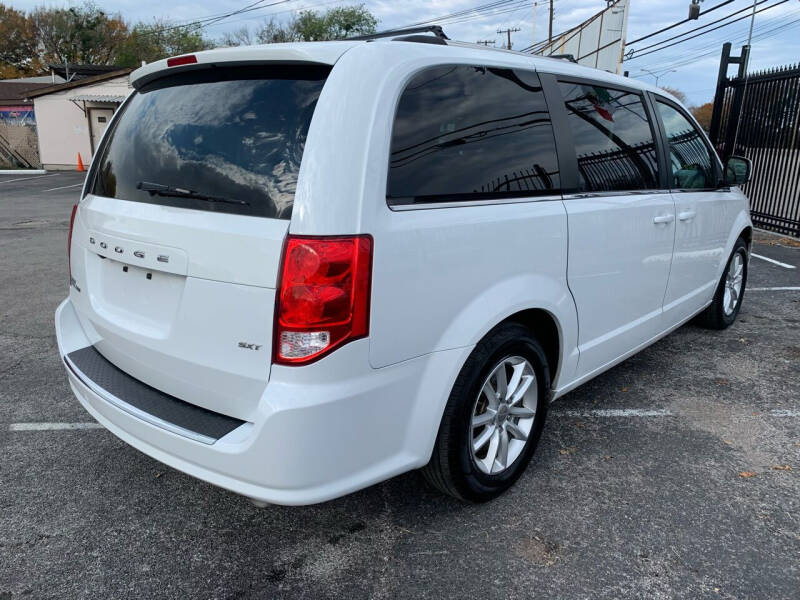 2020 Dodge Grand Caravan SXT