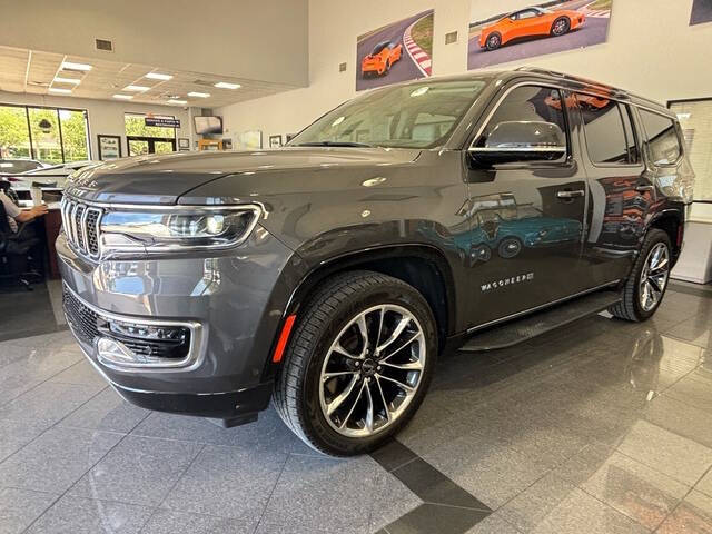 2022 Jeep Wagoneer 1
