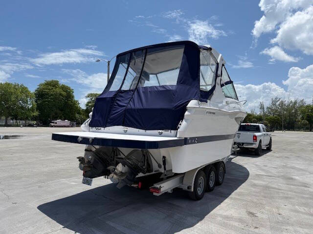 2012 Four Winns V305