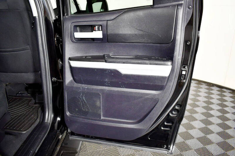 2016 Toyota Tundra SR5