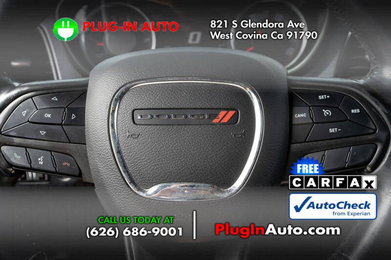 2017 Dodge Challenger SXT